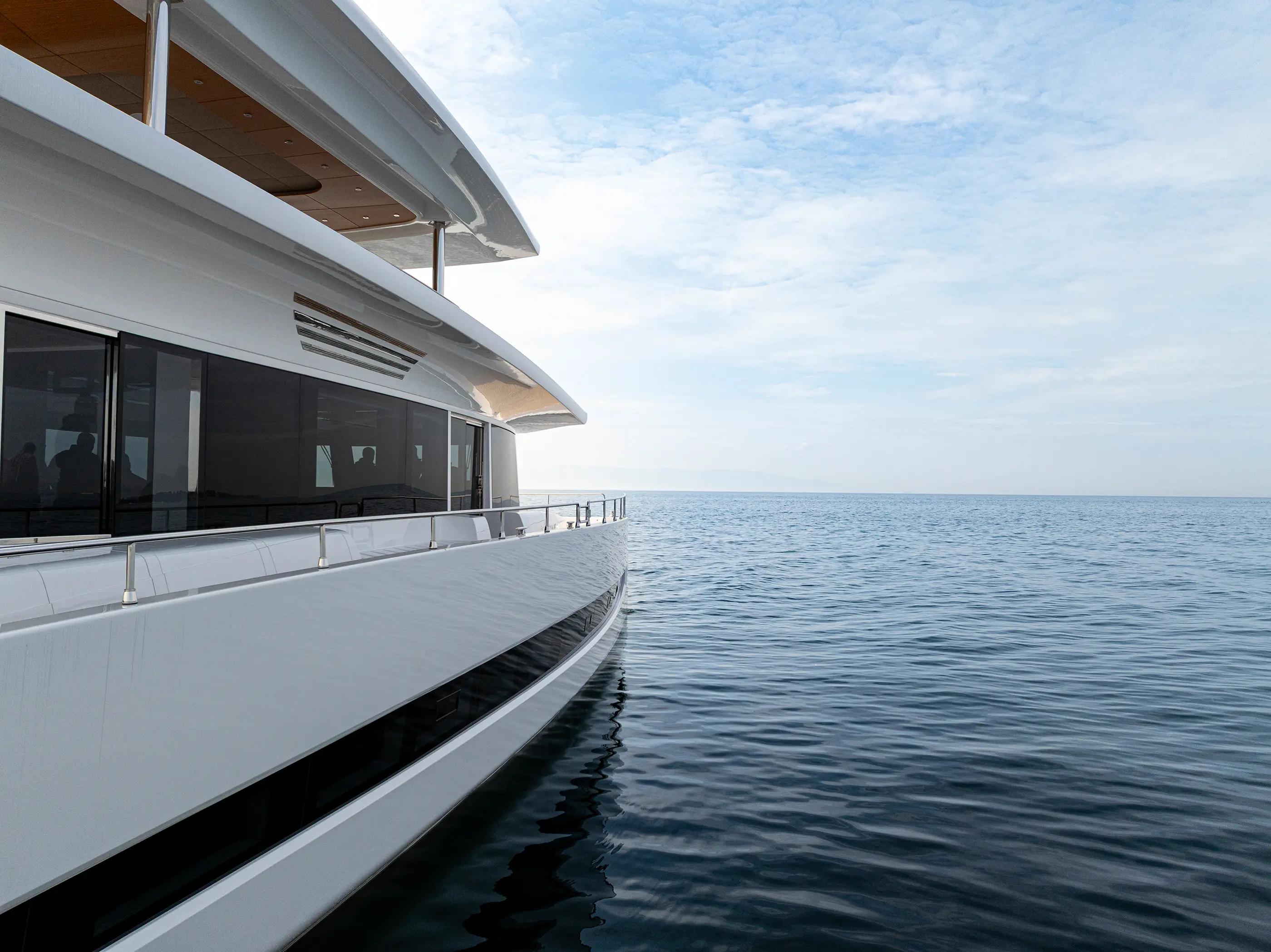 VISIONF Yachts E-Cat 80_3