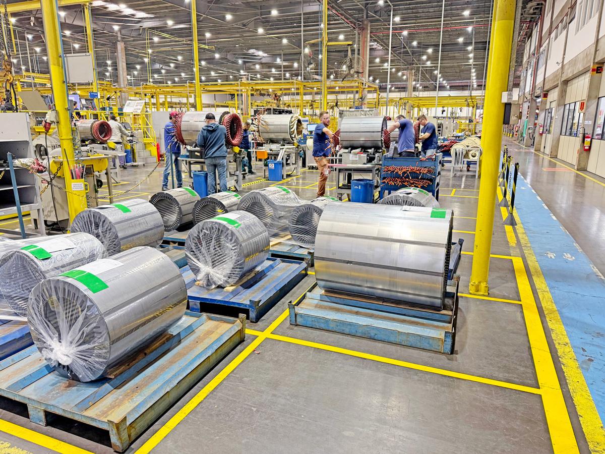 bibus-italia-visita-weg-brasile-06-light